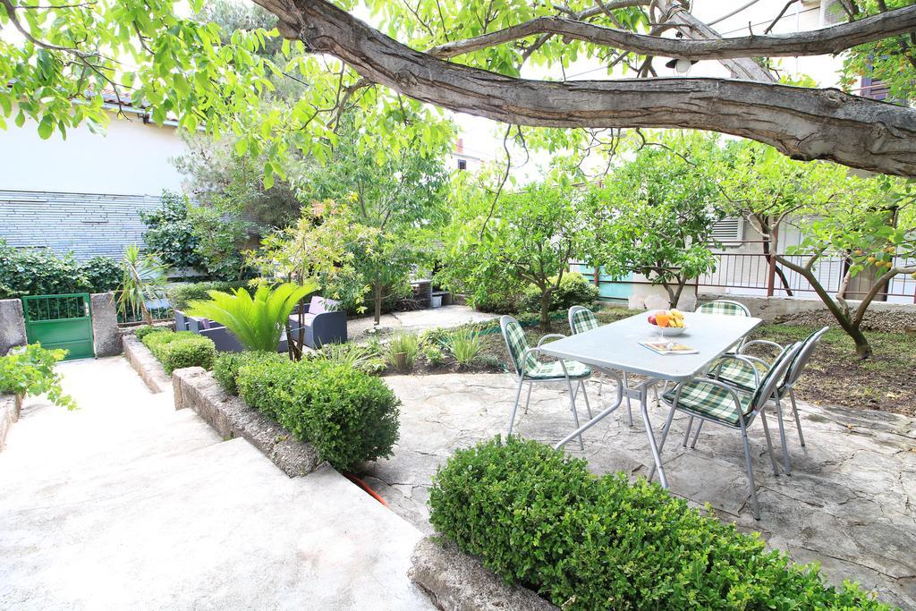 Apartments Lavanda Primosten Exterior photo